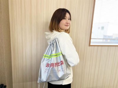 社内で防災バッグを配布しました！